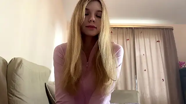 FruityXo online show from 03/06/26, 12:56