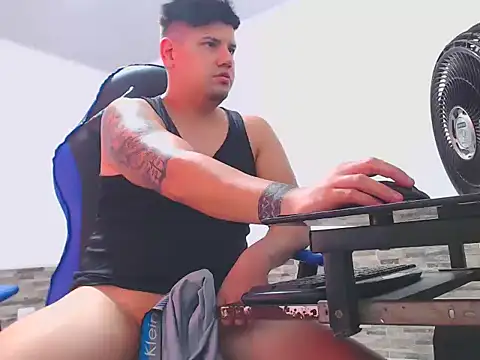 Snapshot of mister_cum1999 chatting on 02/05/26, 07:29 mister cum1999 online show from 02/05/26, 07:29