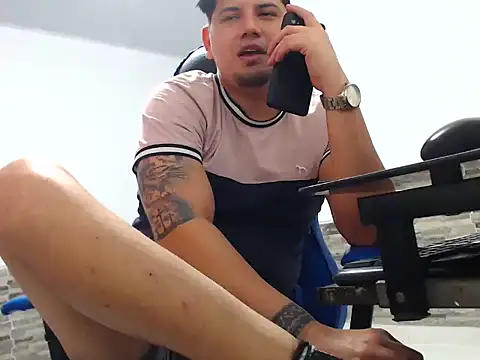 Snapshot of mister_cum1999 chatting on 03/06/26, 03:03 mister cum1999 online show from 03/06/26, 03:03