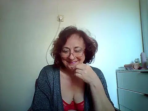Julia54391 online show from 09/13/25, 09:20