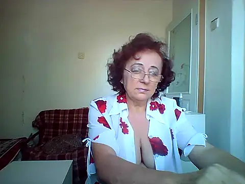 Julia54391 online show from 09/23/25, 09:12