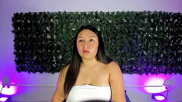 BellaRoux1 online show from 03/05/26, 12:23