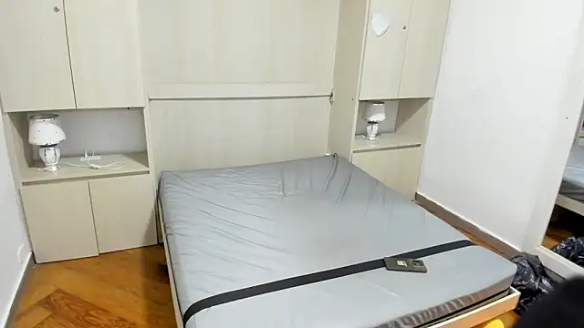 LilyWhitney online show from 03/19/26, 04:05