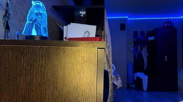 LauretteRagar online show from 09/11/25, 05:46