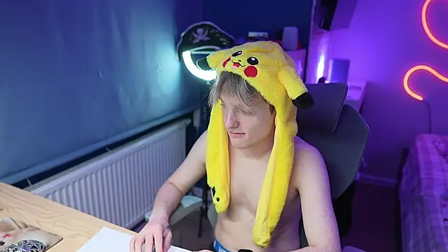 Snapshot of Serxyi chatting on 01/05/26, 05:27 Serxyi online show from 01/05/26, 05:27