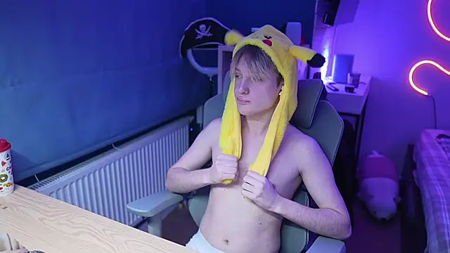 Snapshot of Serxyi chatting on 01/08/26, 03:03 Serxyi online show from 01/08/26, 03:03