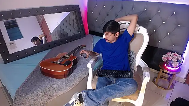 Charlie Cock  online show from 09/09/25, 03:39