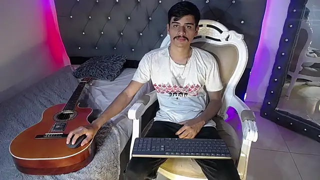 Charlie Cock  online show from 09/14/25, 04:11