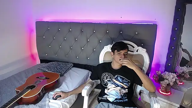 Charlie Cock  online show from 09/16/25, 03:51