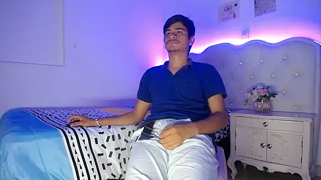 Charlie Cock  online show from 10/07/25, 06:10