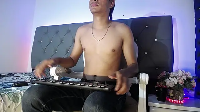 Charlie Cock  online show from 10/16/25, 07:37