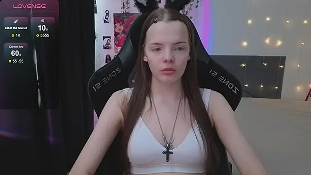 Luna Navy online show from 03/13/26, 05:58