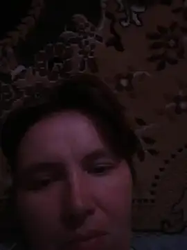 Snapshot of Romashka33011 chatting on 10/27/25, 03:49 Romashka33011 online show from 10/27/25, 03:49