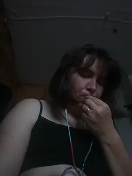 Snapshot of Romashka33011 chatting on 11/09/25, 10:46 Romashka33011 online show from 11/09/25, 10:46