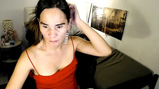 Snapshot of NinaDOM4CUM chatting on 05/14/26, 12:45 NinaDOM4CUM online show from 05/14/26, 12:45