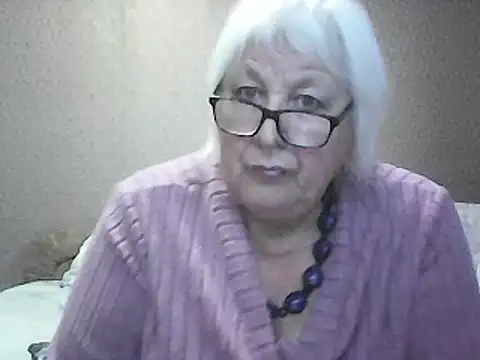 Alexia64231 online show from 09/18/25, 09:11