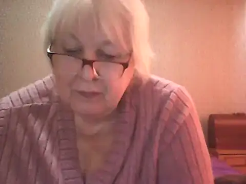 Alexia64231 online show from 10/19/25, 05:30
