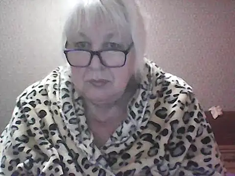 Alexia64231 online show from 10/20/25, 07:14