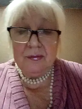 Alexia64231 online show from 11/06/25, 04:08