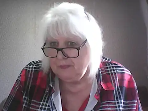 Alexia64231 online show from 04/08/26, 11:21