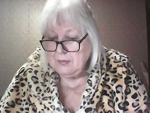 Alexia64231 online show from 04/11/26, 12:26