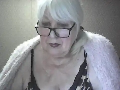 Alexia64231 online show from 04/26/26, 02:48