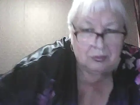 Alexia64231 online show from 06/02/26, 01:29