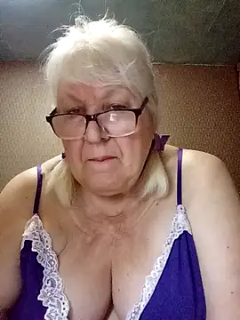 Snapshot of Alexia64231 chatting on 06/26/26, 10:58 Alexia64231 online show from 06/26/26, 10:58