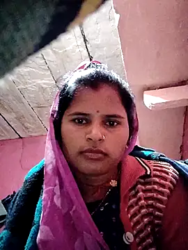 Sanjna cuty online show from 12/21/25, 01:13