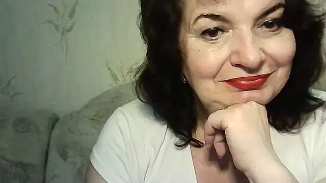 LedyNika online show from 06/08/26, 06:52