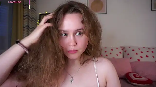 SusannaScholler online show from 06/17/26, 12:02