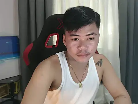 hot emman online show from 09/08/25, 11:15