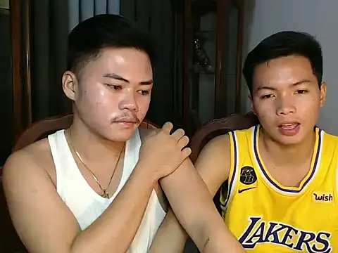 hot emman online show from 09/17/25, 03:46