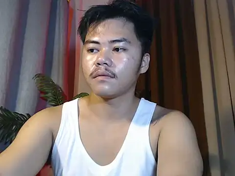 Snapshot of hot_emman chatting on 06/11/26, 01:05 hot emman online show from 06/11/26, 01:05
