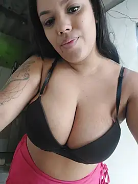 biancaalvess online show from 07/05/26, 04:14