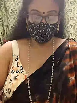 sweet-lotus online show from 09/15/25, 05:35