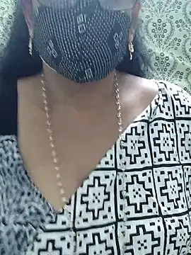 sweet-lotus online show from 09/19/25, 05:02