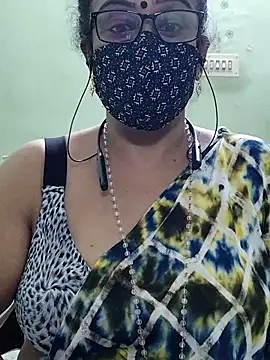 sweet-lotus online show from 09/22/25, 04:03