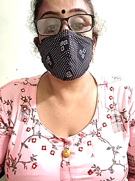 sweet-lotus online show from 09/25/25, 12:53