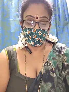 sweet-lotus online show from 11/22/25, 05:34