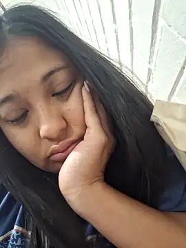 Snapshot of lupittta chatting on 10/11/25, 05:22 lupittta online show from 10/11/25, 05:22