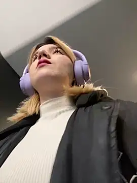 Cherry   Blossom online show from 10/05/25, 10:02