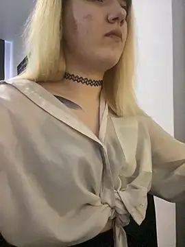 Cherry   Blossom online show from 03/18/26, 01:03