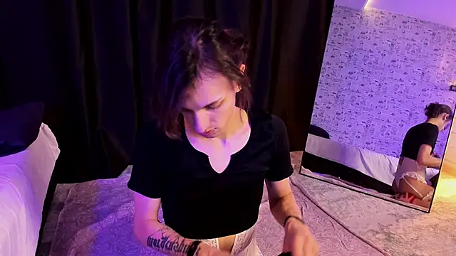 Anjela Botton online show from 11/13/25, 06:40