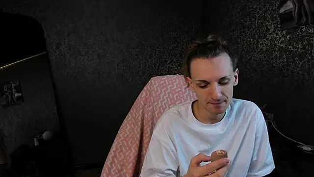 Anjela Botton online show from 03/07/26, 06:38