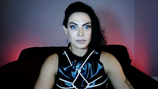 Veronnaink online show from 05/07/26, 04:23