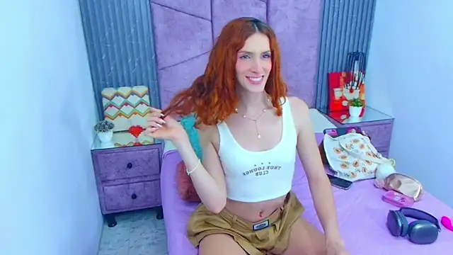 Emma Lodge online show from 11/28/25, 06:43