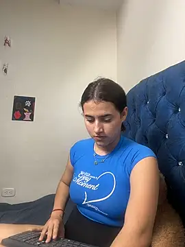 vikysexy283 online show from 03/24/26, 05:01