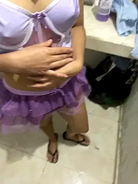 pareja-dispuesta online show from 10/06/25, 01:14