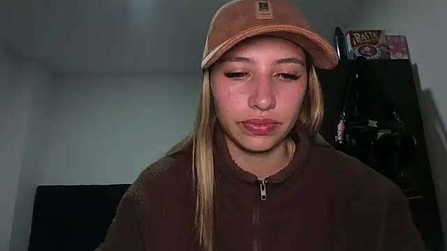 Snapshot of AriaBliss- chatting on 01/09/26, 06:31 AriaBliss- online show from 01/09/26, 06:31